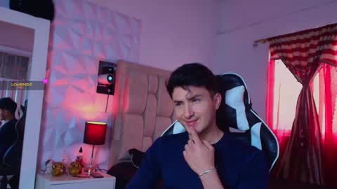 Santyago online show from 12-29-24, 08:15