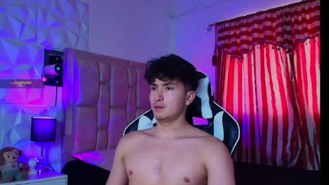 Santyago online show from 01-18-25, 06:53