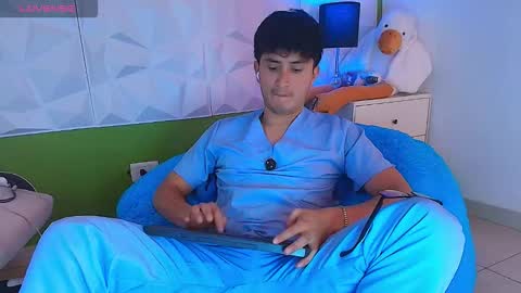 Santyago online show from 09-12-25, 07:03