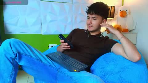 Santyago online show from 09-22-25, 07:05