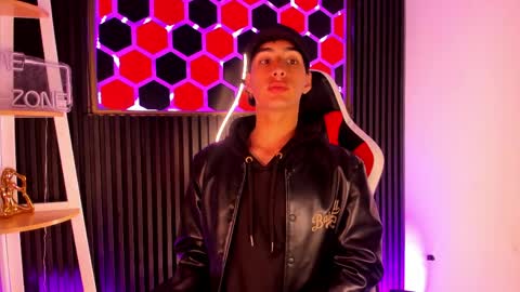 Santy  online show from 05-31-26, 03:26