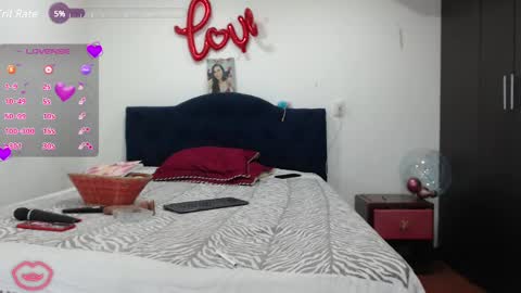 Snapshot of sanyi_hot chatting on 03-12-25, 09:56 sanyi online show from 03-12-25, 09:56