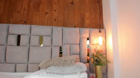 Saori  online show from 02-19-25, 02:55