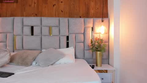 Saori  online show from 02-20-25, 12:04