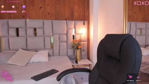 Saori  online show from 11-06-25, 11:55