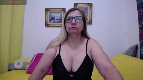 sara online show from 05-04-26, 01:29