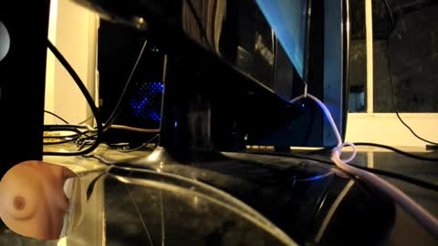 Snapshot of sara_221 chatting on 01-11-25, 03:34 Sara online show from 01-11-25, 03:34