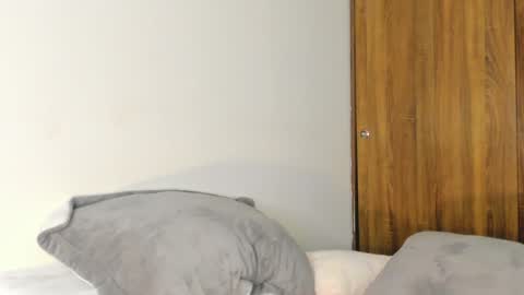 Snapshot of sara_699 chatting on 12-18-24, 10:40 Sara online show from 12-18-24, 10:40