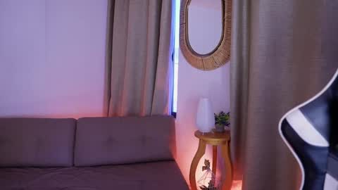 Snapshot of sara_albrecht chatting on 01-07-25, 12:41 Sara  online show from 01-07-25, 12:41