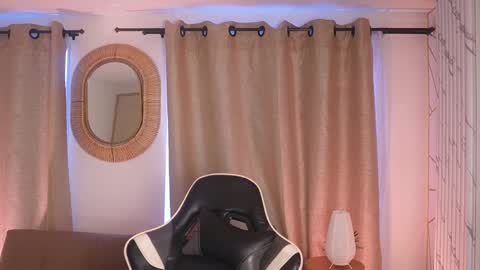 Snapshot of sara_albrecht chatting on 01-30-25, 03:40 Sara  online show from 01-30-25, 03:40