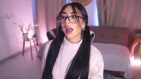 Snapshot of sara_albrecht chatting on 02-04-25, 12:11 Sara  online show from 02-04-25, 12:11