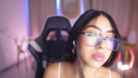 Snapshot of sara_albrecht chatting on 02-04-25, 06:27 Sara  online show from 02-04-25, 06:27