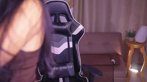 Snapshot of sara_albrecht chatting on 02-10-25, 12:29 Sara  online show from 02-10-25, 12:29