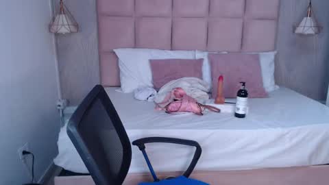 Sara... online show from 04-17-26, 05:21