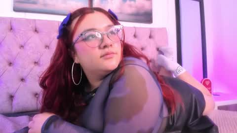 SARA ARIAS  online show from 01-31-25, 10:52