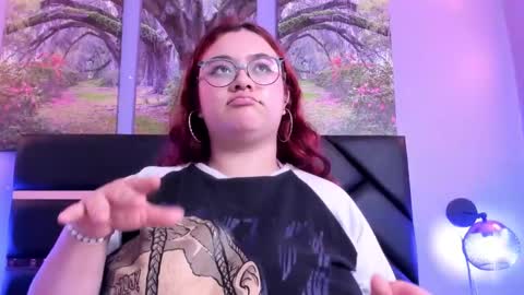 SARA ARIAS  online show from 02-02-25, 08:13