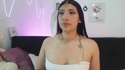 SARA online show from 06-15-26, 03:58