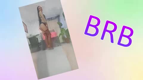 Snapshot of sara_carmona chatting on 02-20-25, 06:02 SARA online show from 02-20-25, 06:02