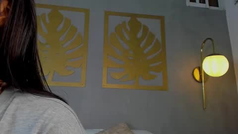 Sara online show from 01-17-25, 01:13