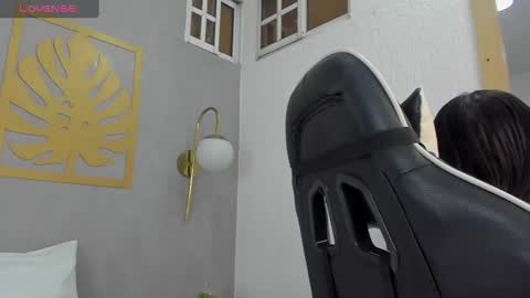 Sara online show from 01-25-25, 12:05