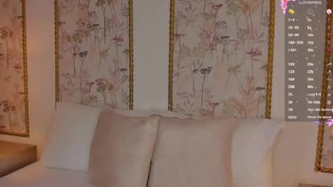 Sara online show from 04-25-26, 08:06