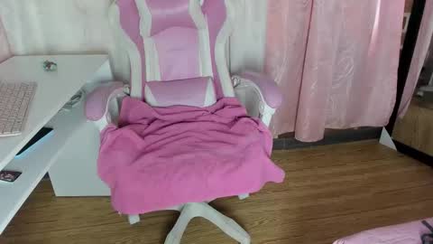 Snapshot of sara_cloudy chatting on 11-10-25, 03:11 Sara online show from 11-10-25, 03:11