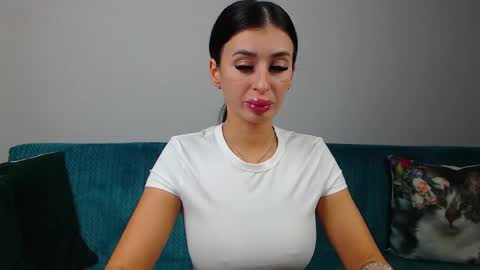 Im Sara I am happy to be here  online show from 02-24-26, 06:06