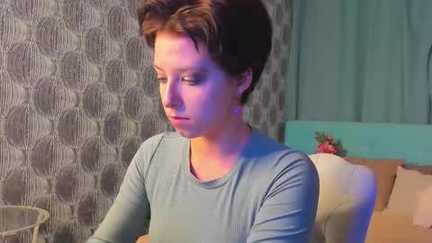 Sarah online show from 11-21-25, 09:08