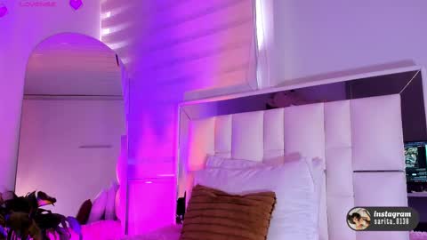 Sara online show from 09-23-25, 06:33