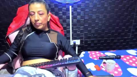 Snapshot of sara_hot_2 chatting on 03-07-25, 12:58 no limits sarah online show from 03-07-25, 12:58