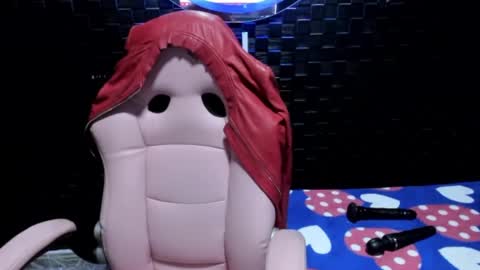 Snapshot of sara_hot_2 chatting on 03-07-25, 04:02 no limits sarah online show from 03-07-25, 04:02