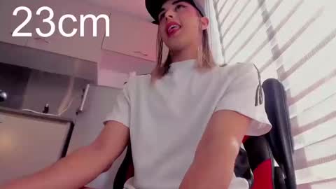 sara_hunter1 online show from 09-25-25, 08:01