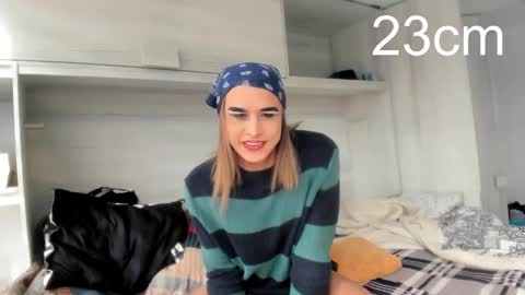 sara_hunter1 online show from 10-18-25, 07:58