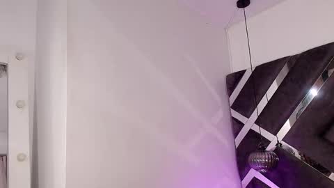 sara_lopee1 online show from 10-20-25, 11:54