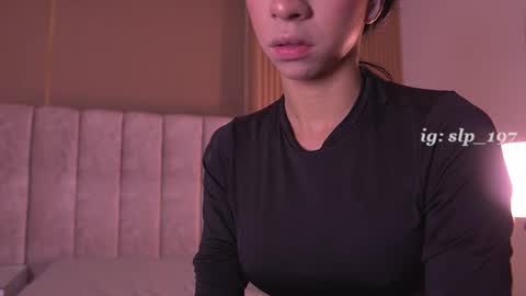 sara_lopee1 online show from 02-15-26, 11:52