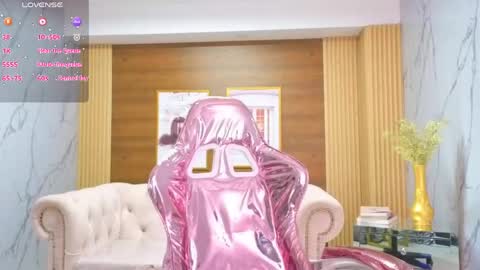 Sara  online show from 05-23-26, 01:59