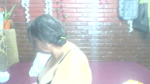 Sara love online show from 04-08-26, 05:29