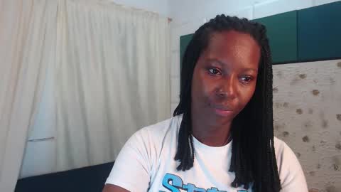 S A R A online show from 02-25-26, 10:58