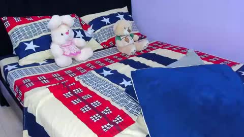 Sara Mendez online show from 02-19-25, 03:50