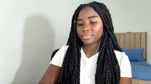 Sara online show from 10-16-25, 05:19