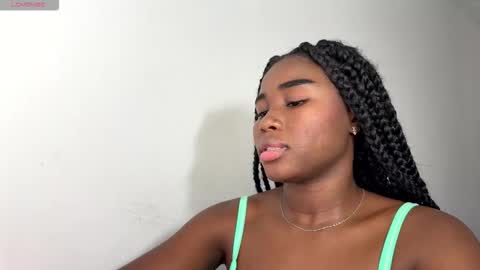 Sara online show from 11-27-25, 06:59