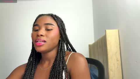 Sara online show from 04-13-26, 09:09