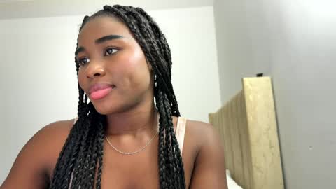 Sara online show from 04-26-26, 12:08