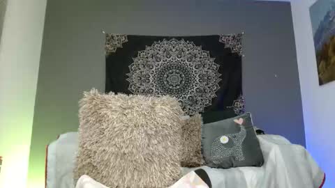 katiasupreme online show from 12-02-25, 05:30