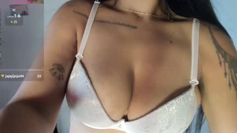 Snapshot of sara_ramirez0 chatting on 01-25-25, 11:54 sara_ramirez0 online show from 01-25-25, 11:54