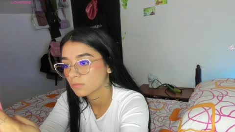 Snapshot of sara_ramirez0 chatting on 02-08-25, 03:30 sara_ramirez0 online show from 02-08-25, 03:30