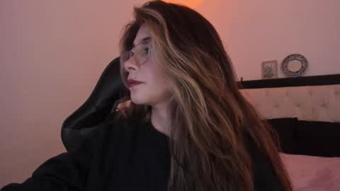 sara_roades online show from 12-13-25, 10:48