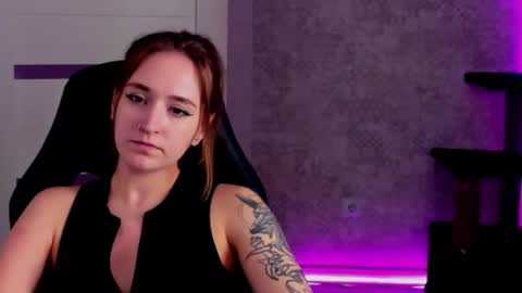 Snapshot of sara_rossse chatting on 03-05-26, 09:44 Sara online show from 03-05-26, 09:44