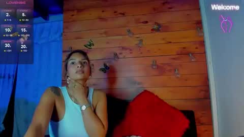 Snapshot of sara_thompson01 chatting on 10-16-25, 04:02 SARA online show from 10-16-25, 04:02