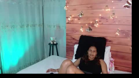 Snapshot of sara_thompson01 chatting on 03-20-26, 04:50 SARA online show from 03-20-26, 04:50